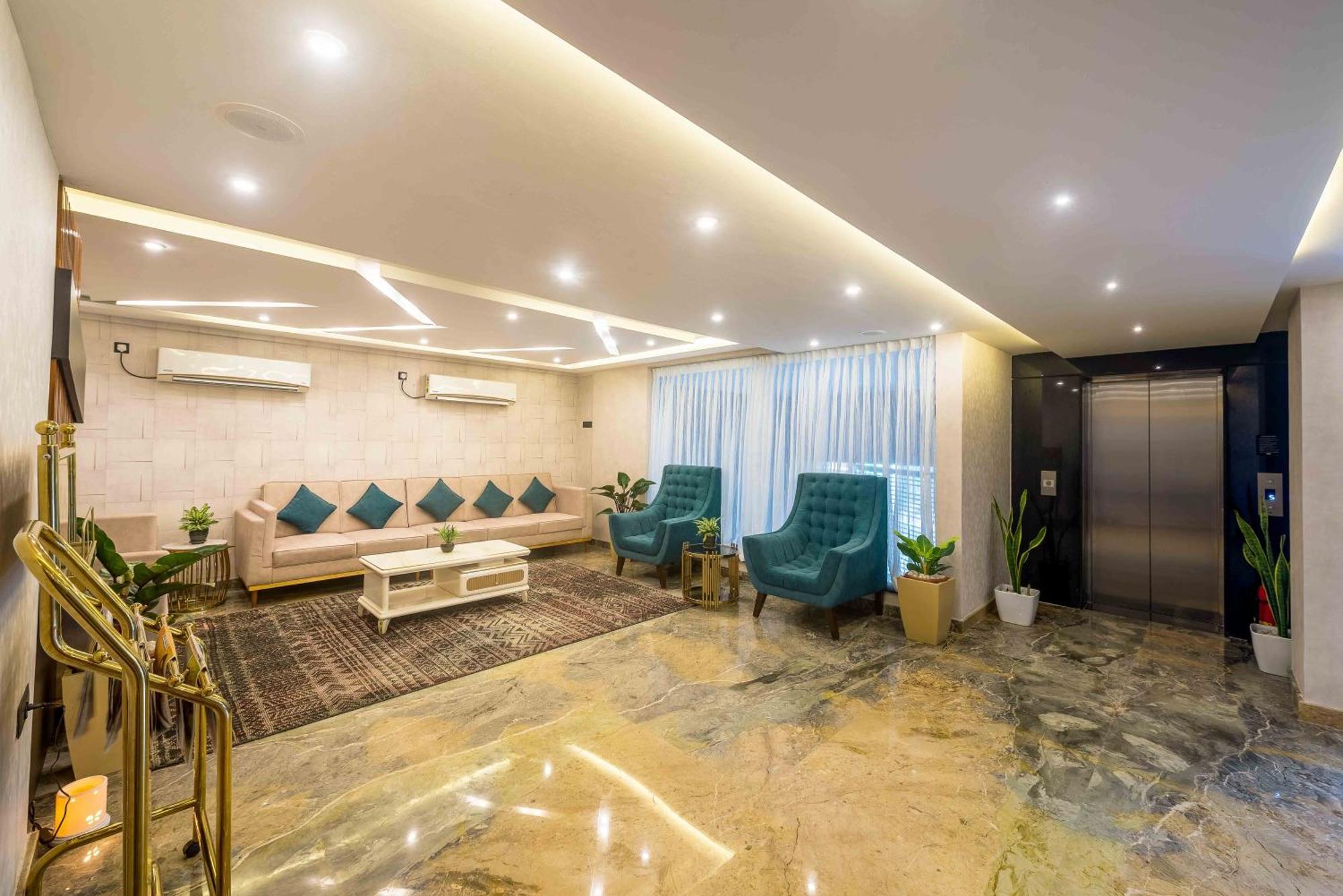 Royal Ace Boutique Hotel - Manyata Techpark Bangalore Exterior photo